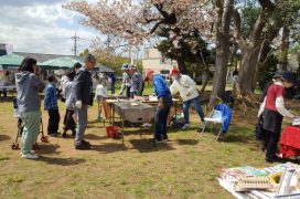 花をめぐって焼き団子1